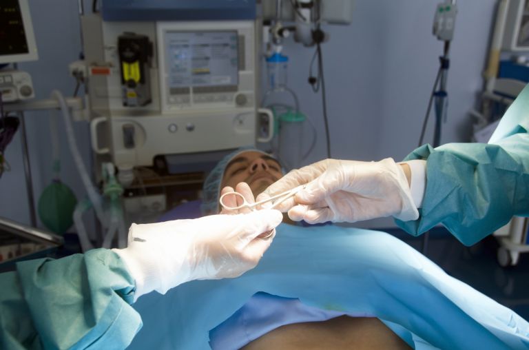 フランスの医療制度とワクチン接種の重要性